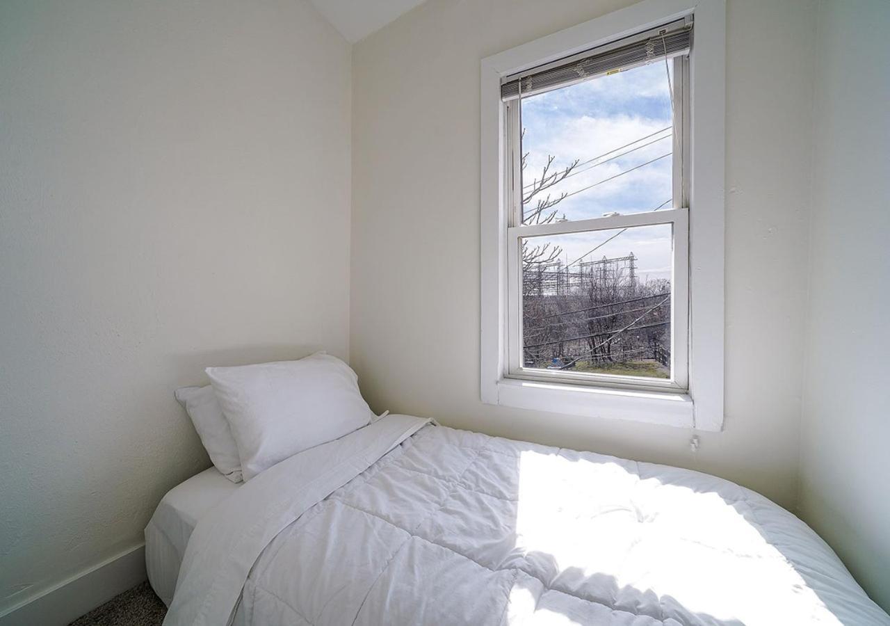 Tremont! 7 Min To Downtown Cleveland Villa Exterior foto