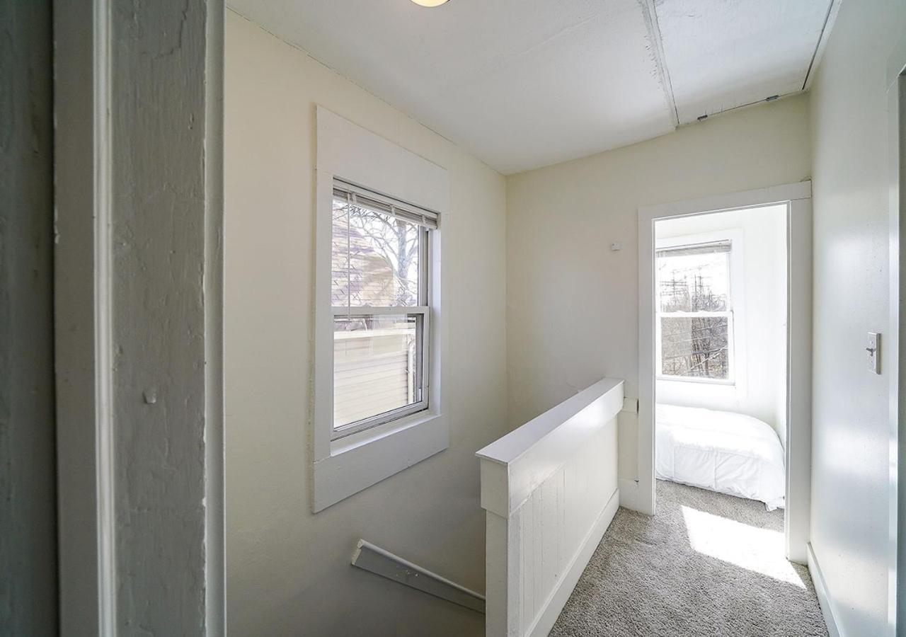 Tremont! 7 Min To Downtown Cleveland Villa Exterior foto