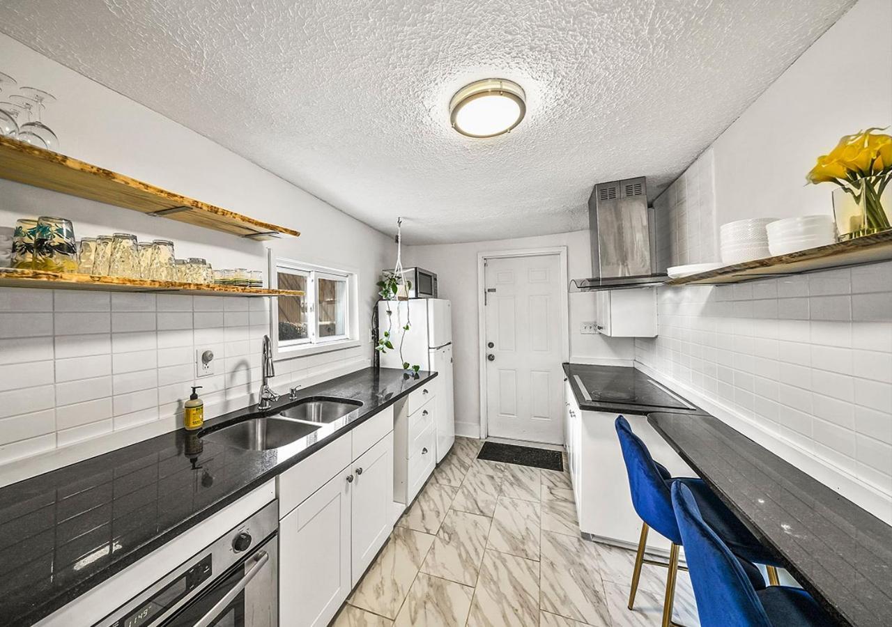 Tremont! 7 Min To Downtown Cleveland Villa Exterior foto